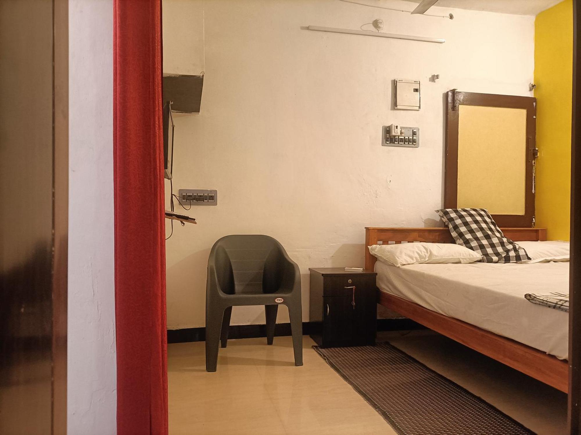 Nks Homestay Puducherry Zewnętrze zdjęcie